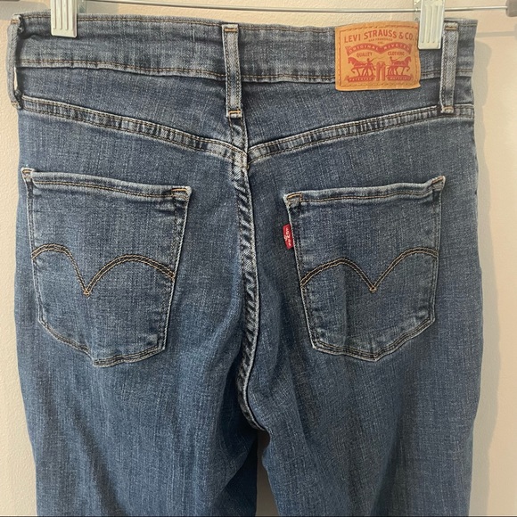 Levi’s 721 High Rise Skinny Blue Medium Wash Skinny Jean Size 28 - Picture 7 of 11